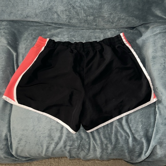Danskin now large 12-14 black white and orange shorts stained - Picture 3 of 6